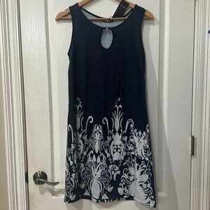 SHEILAY Sz M keyhole neck sleeveless printed dress NWT